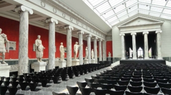 auditorium-91408_1280