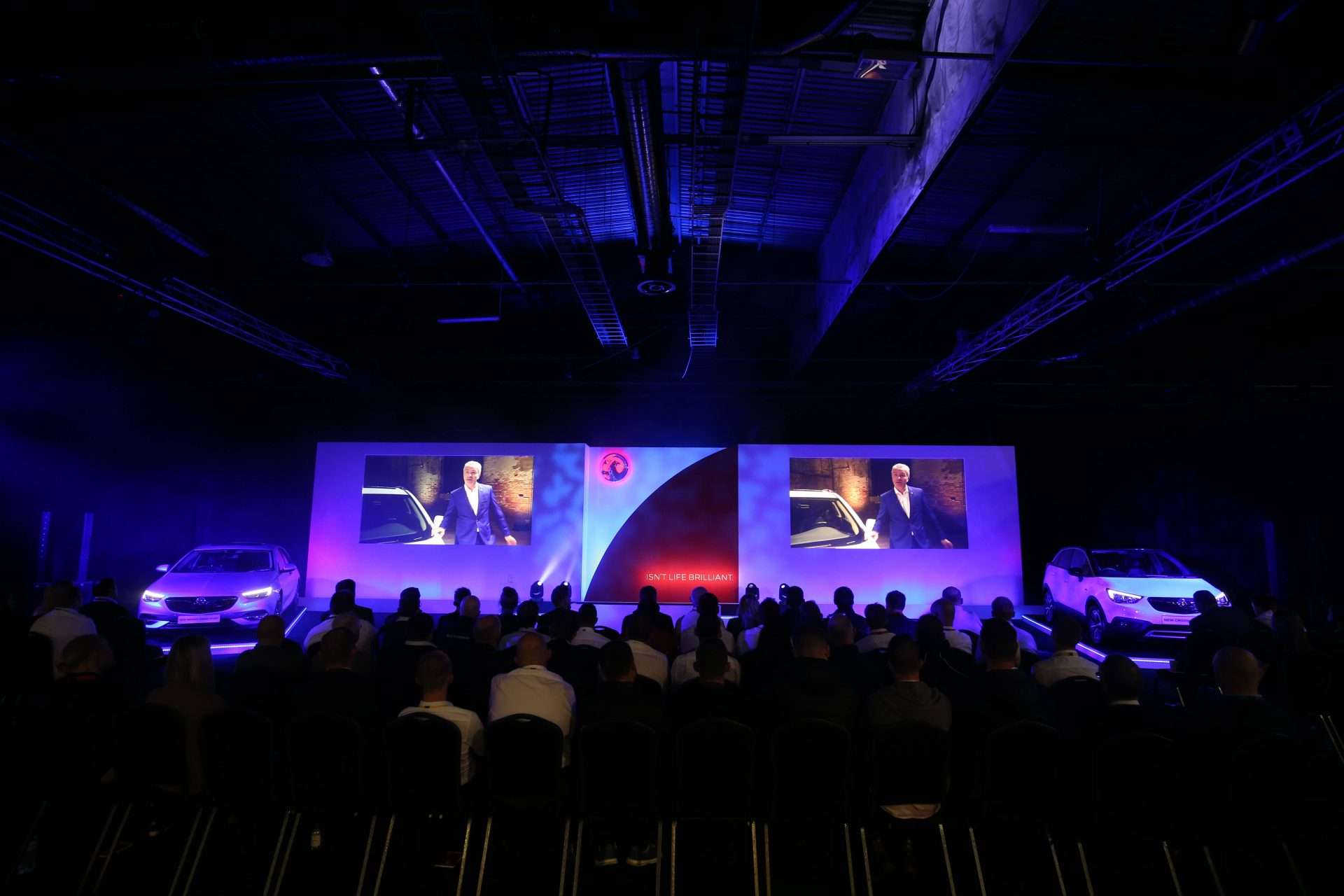 Corporate: Elevating Workspace Experiences
